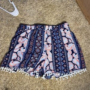 sequin hearts girls short, size large
